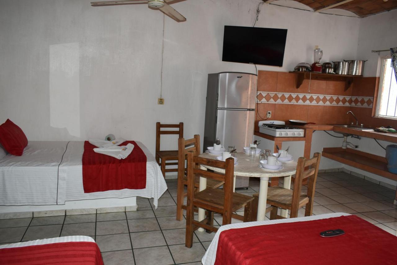 Hotel Y Bungalows Islas Careyes Los Ayala Esterno foto
